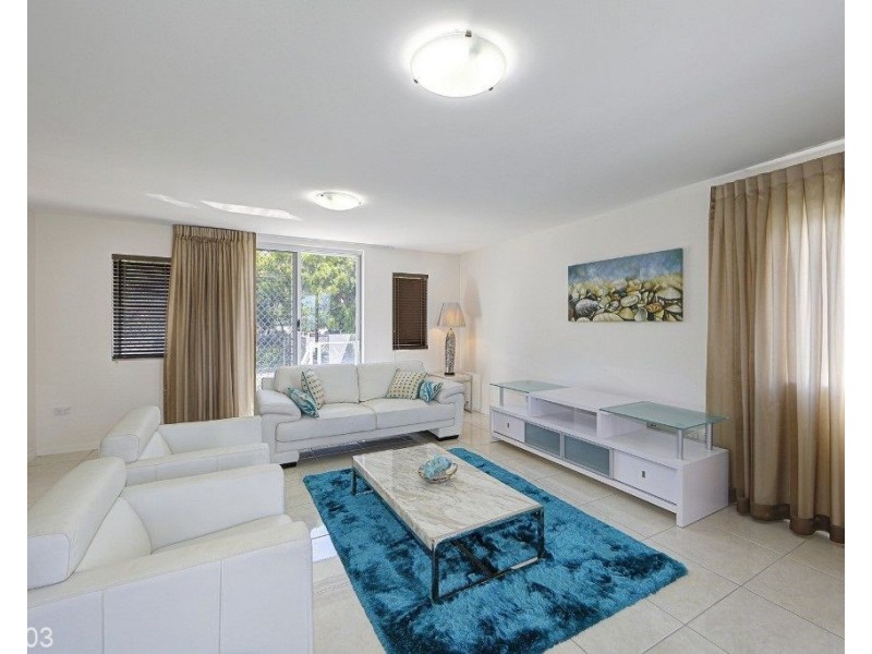 402/47 Esplanade “Silverpoint” St, Bargara QLD 4670