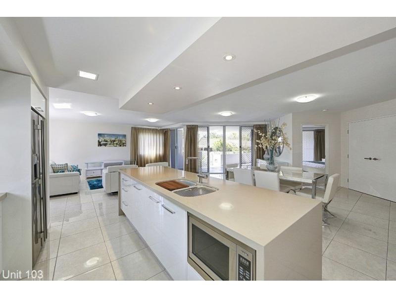 403/47 Esplanade “Silverpoint” St, Bargara QLD 4670