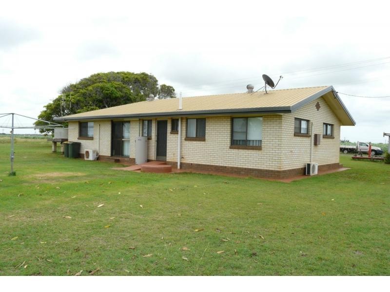 35 Sea Park Road, Burnett Heads QLD 4670