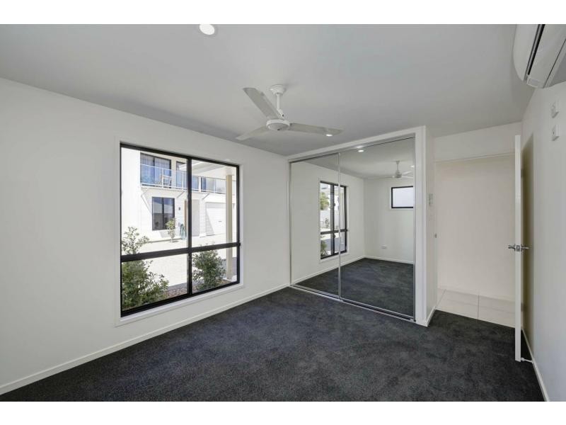 8-9/130 Miller Street, Bargara QLD 4670