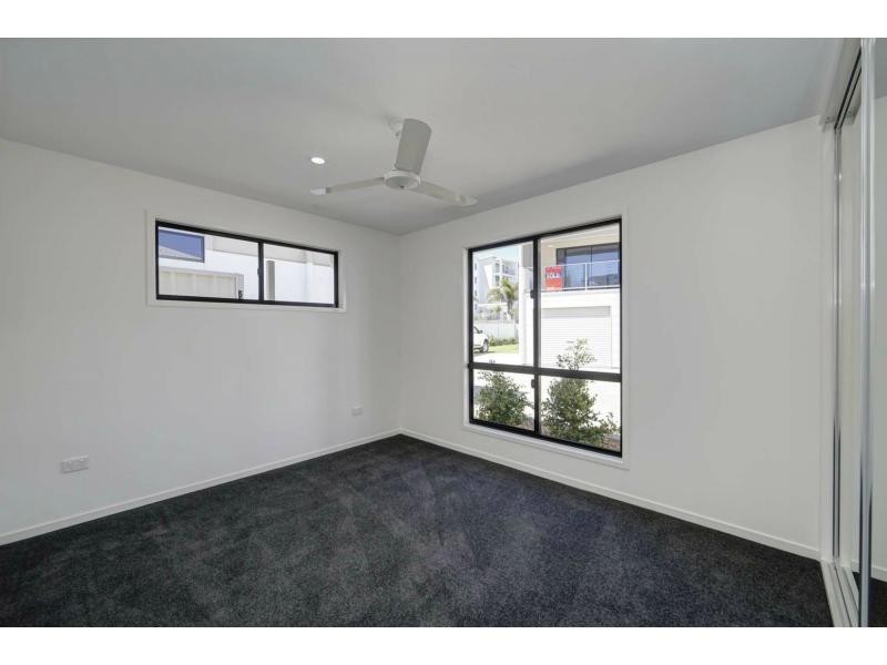 8-9/130 Miller Street, Bargara QLD 4670