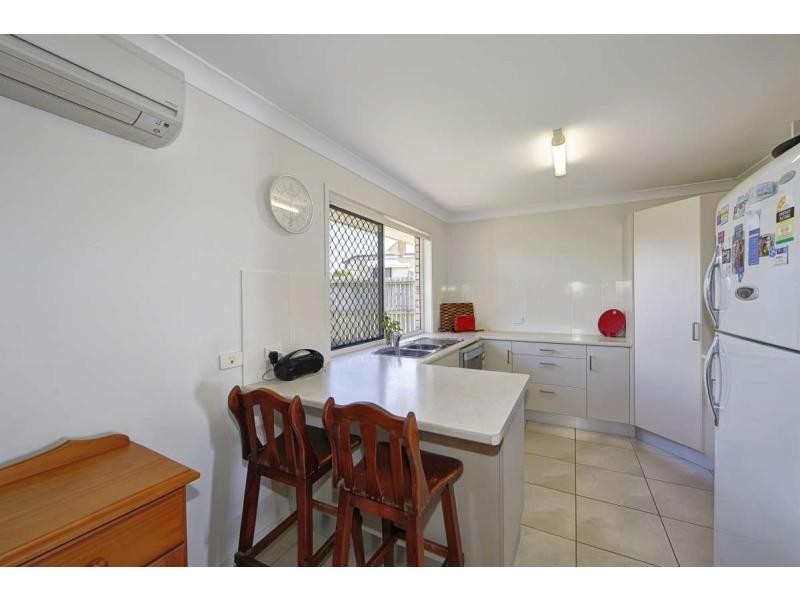 Duplex 2/31 Mary Fox Street, Innes Park QLD 4670