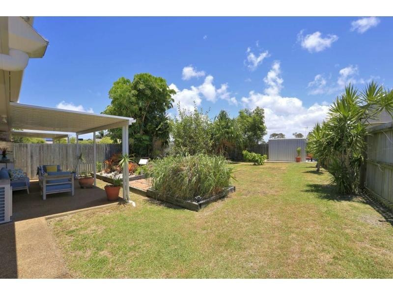 Duplex 2/31 Mary Fox Street, Innes Park QLD 4670