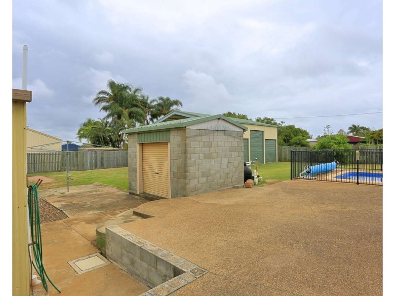 25 Burns Street, Burnett Heads QLD 4670