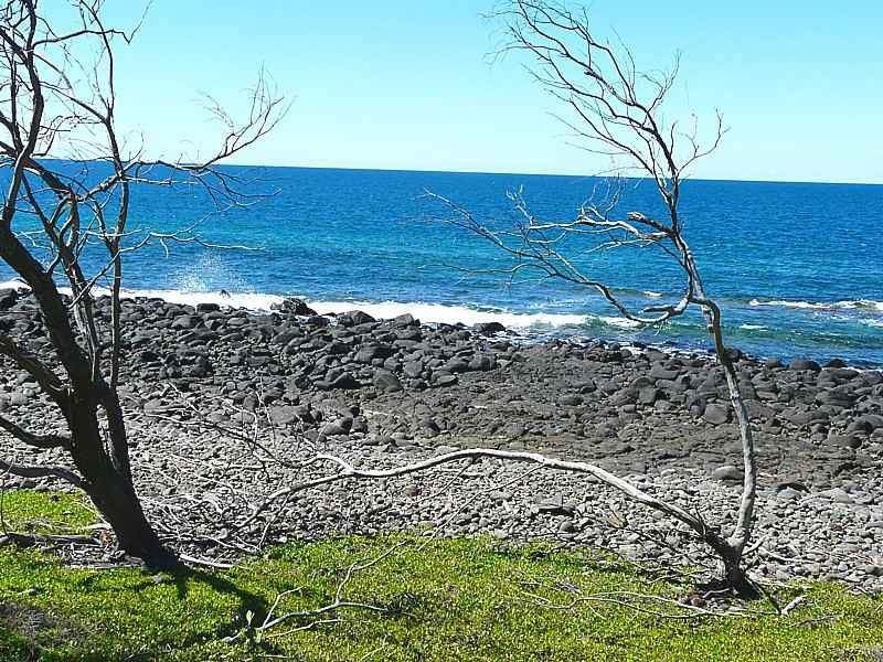 46 Barolin Esplanade, Coral Cove QLD 4670