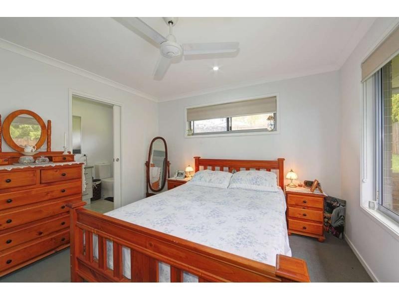 15 Grotherr Street, Qunaba QLD 4670