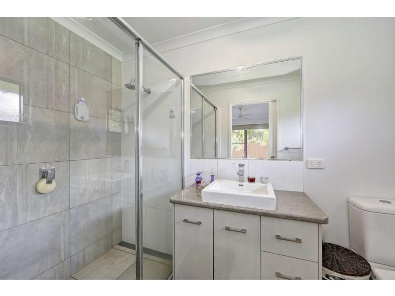 15 Grotherr Street, Qunaba QLD 4670