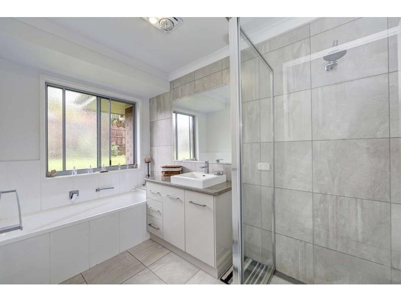 15 Grotherr Street, Qunaba QLD 4670