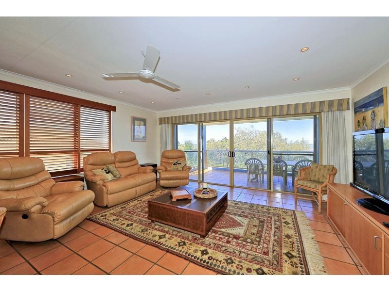 Unit 3a/102 Miller Street, Bargara QLD 4670