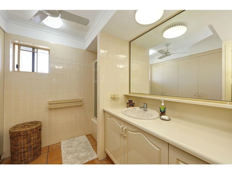 Unit 3a/102 Miller Street, Bargara QLD 4670