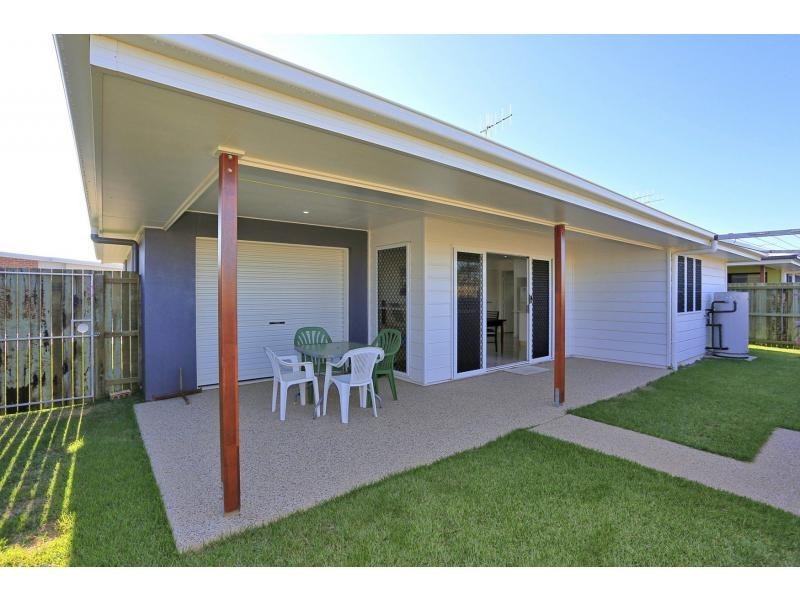 Unit 5/6 Backhill Drive, Coral Cove QLD 4670
