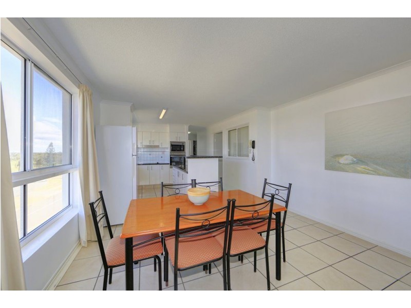 10/2 Baxter Street, Bargara QLD 4670