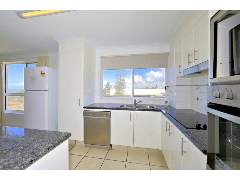 10/2 Baxter Street, Bargara QLD 4670