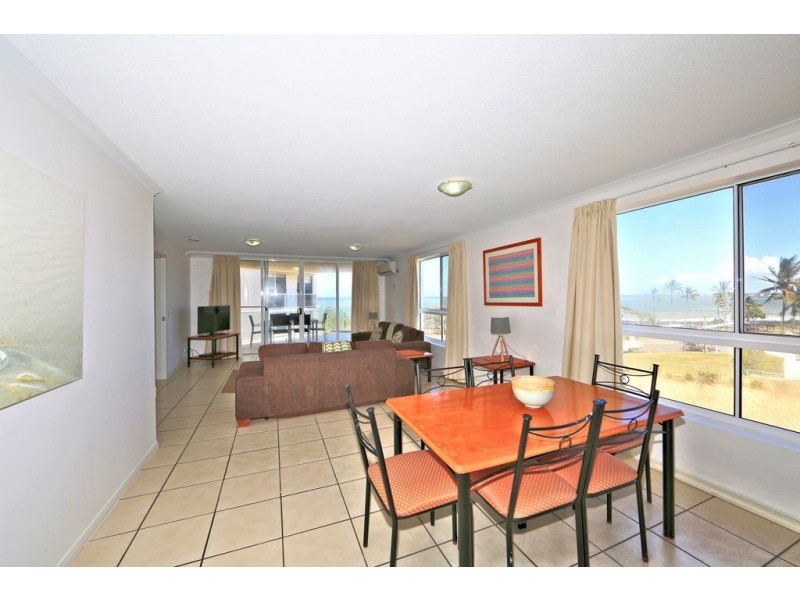 10/2 Baxter Street, Bargara QLD 4670
