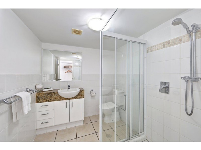 10/2 Baxter Street, Bargara QLD 4670