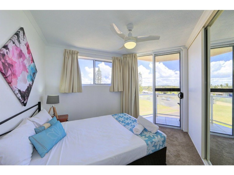 10/2 Baxter Street, Bargara QLD 4670