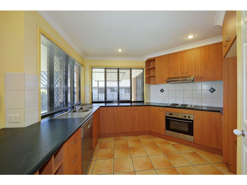 225 Barolin Esplanade, Coral Cove QLD 4670