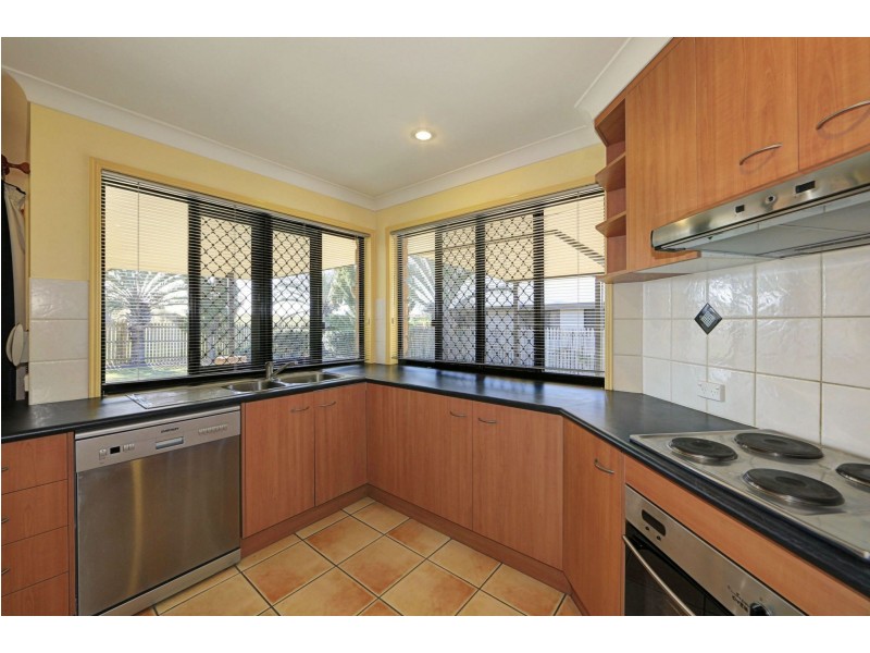 225 Barolin Esplanade, Coral Cove QLD 4670