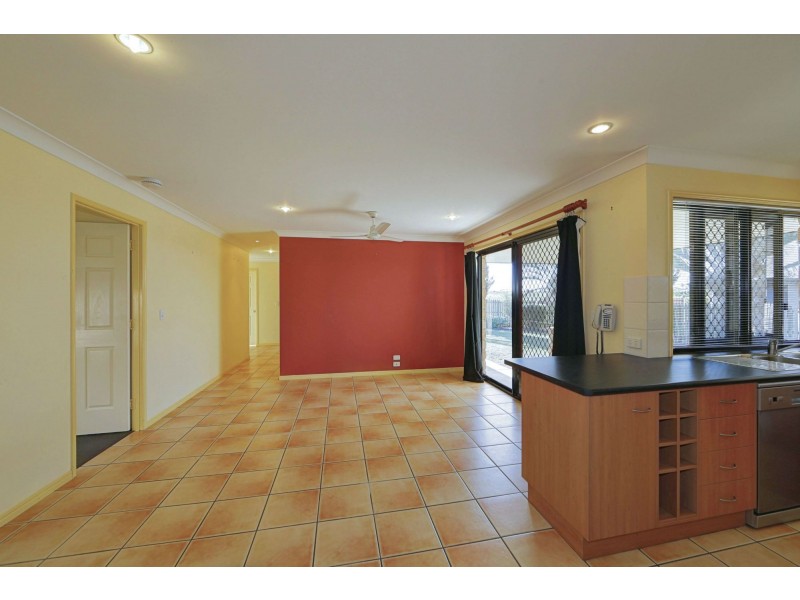 225 Barolin Esplanade, Coral Cove QLD 4670