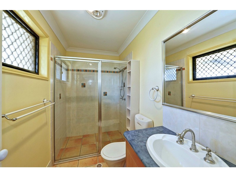 225 Barolin Esplanade, Coral Cove QLD 4670