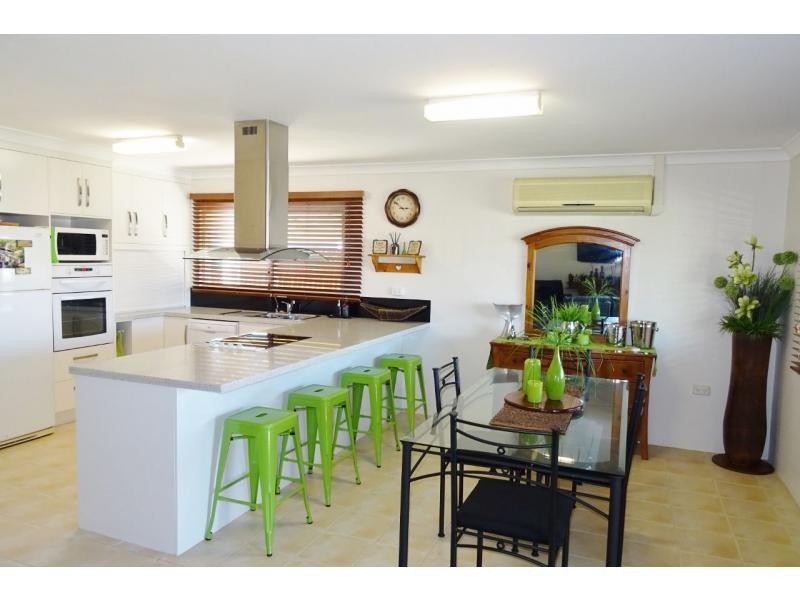 47 Bluewater Drive, Elliott Heads QLD 4670