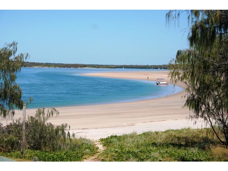 47 Bluewater Drive, Elliott Heads QLD 4670