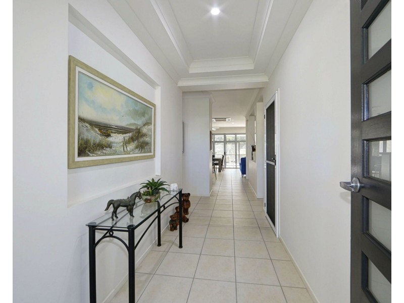6 Breeze Drive, Bargara QLD 4670