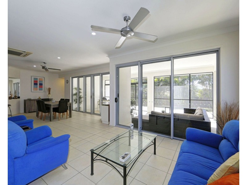 6 Breeze Drive, Bargara QLD 4670