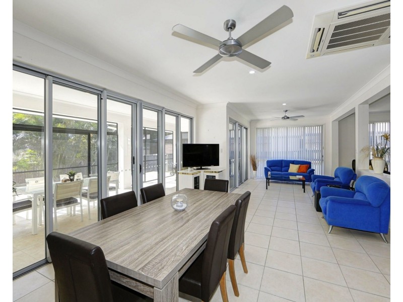 6 Breeze Drive, Bargara QLD 4670