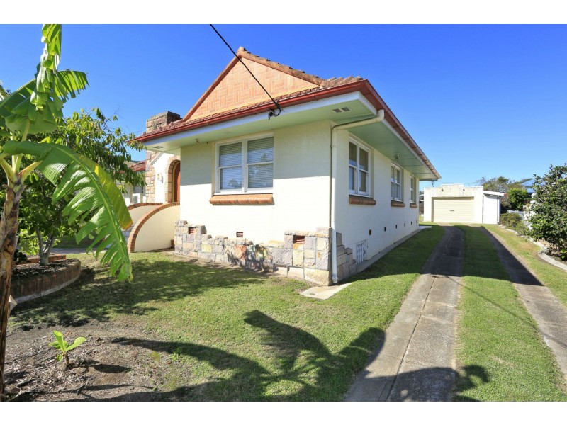 98 Burnett Street, Bundaberg South QLD 4670