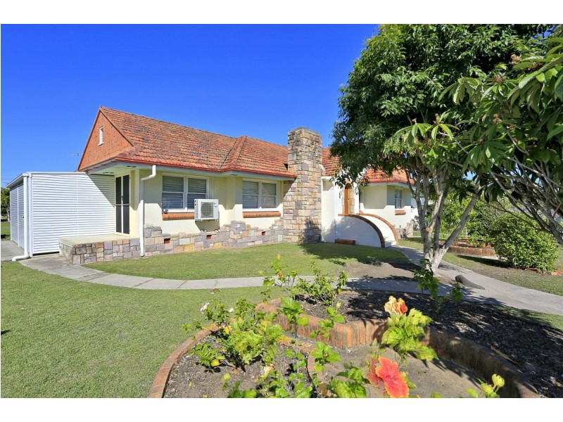 98 Burnett Street, Bundaberg South QLD 4670