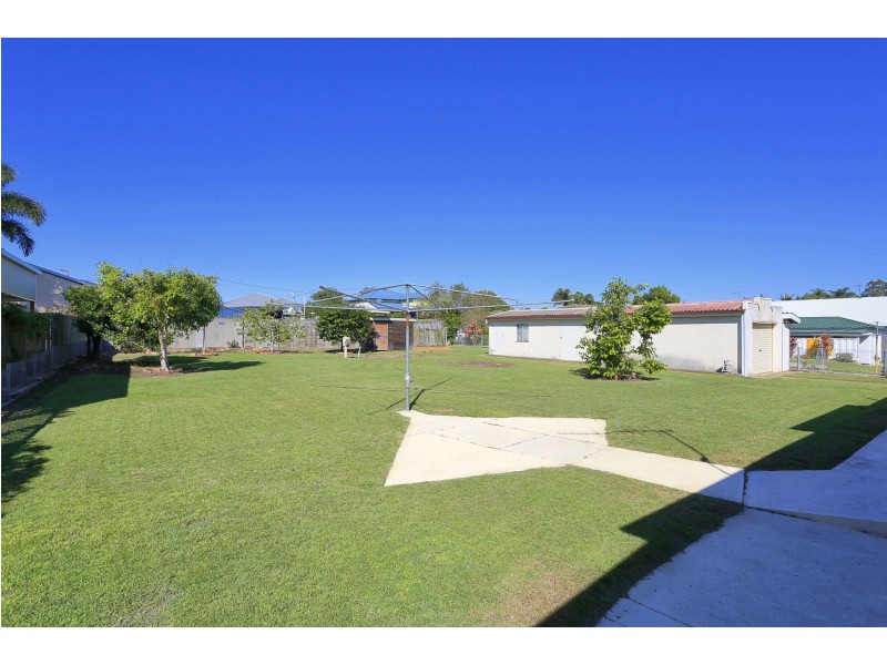 98 Burnett Street, Bundaberg South QLD 4670