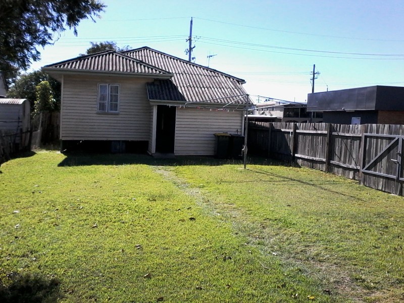 23 Grimwood Street, Bundaberg West QLD 4670