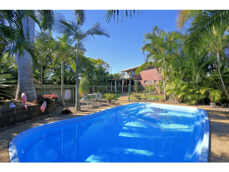 11 Tadgell Court, Avenell Heights QLD 4670