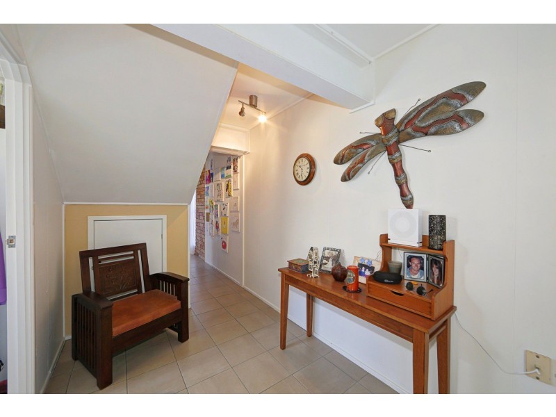 11 Tadgell Court, Avenell Heights QLD 4670