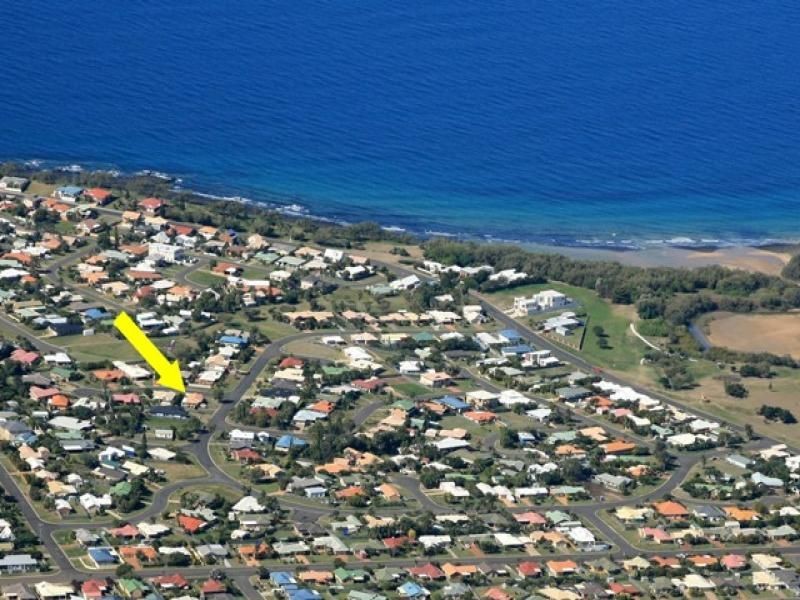30 Shoreline Crescent, Bargara QLD 4670