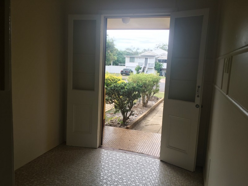 71 Boundary St, Walkervale QLD 4670