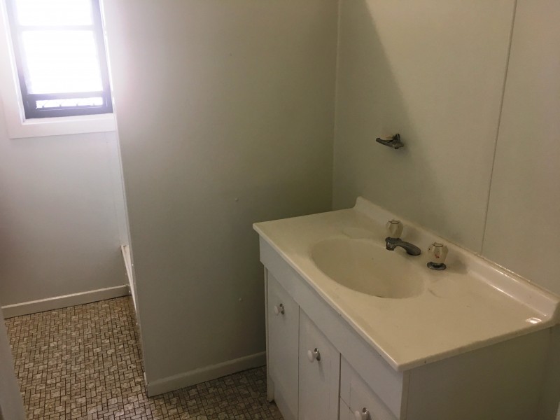 71 Boundary St, Walkervale QLD 4670