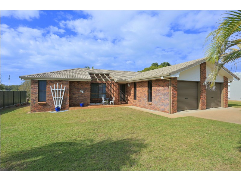 45 Fairway Dr, Bargara QLD 4670