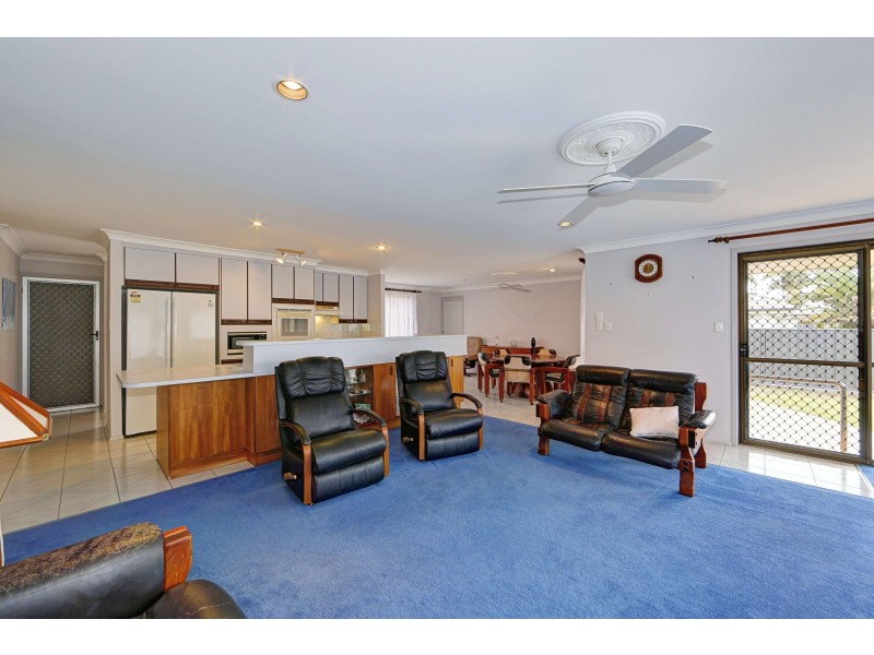 45 Fairway Dr, Bargara QLD 4670