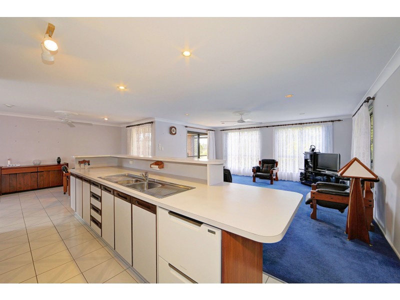 45 Fairway Dr, Bargara QLD 4670