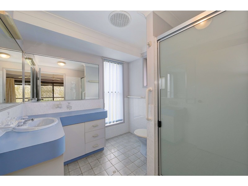 45 Fairway Dr, Bargara QLD 4670