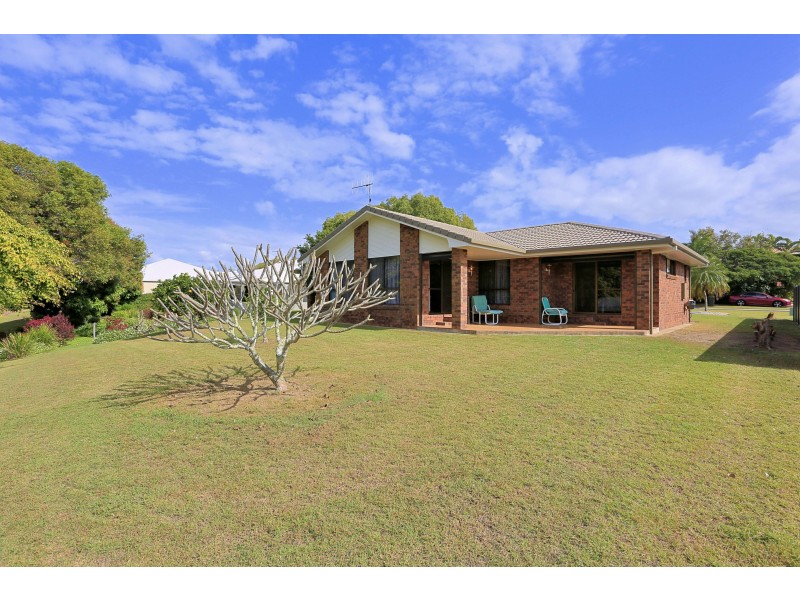 45 Fairway Dr, Bargara QLD 4670