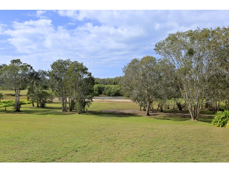 45 Fairway Dr, Bargara QLD 4670