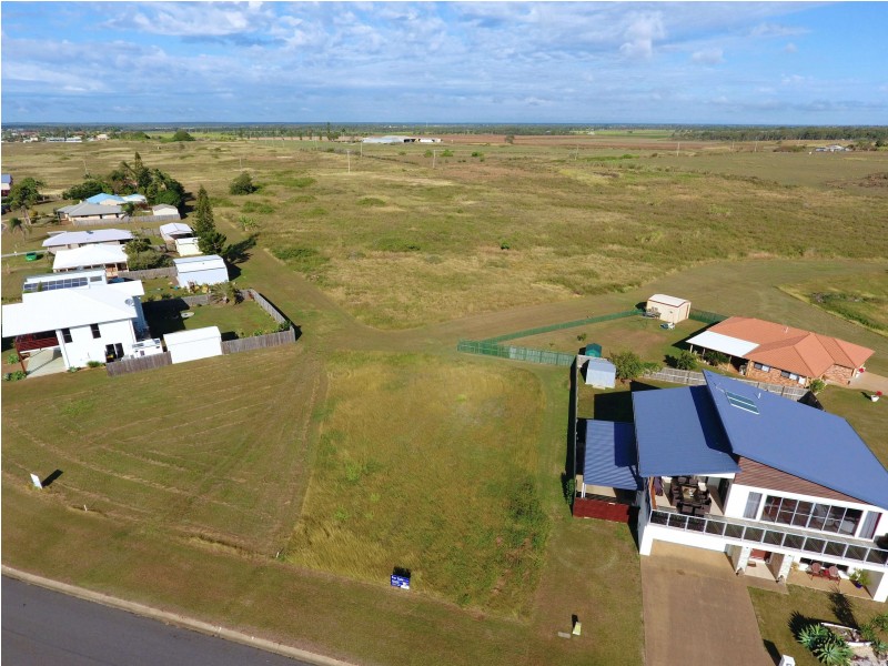 29 Emperor Dr, Elliott Heads QLD 4670