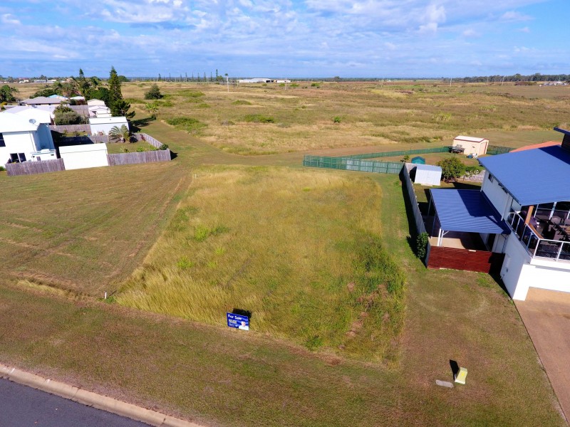 29 Emperor Dr, Elliott Heads QLD 4670