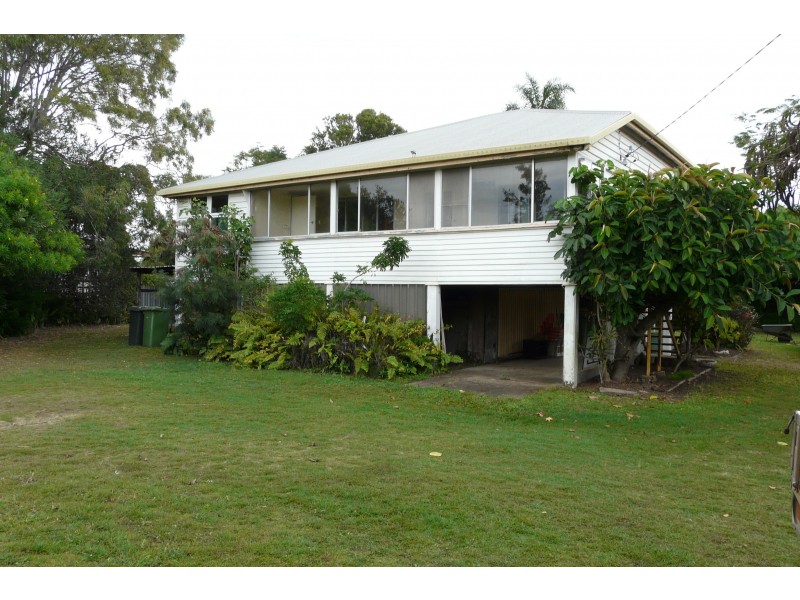 42 Bauer St, Bargara QLD 4670