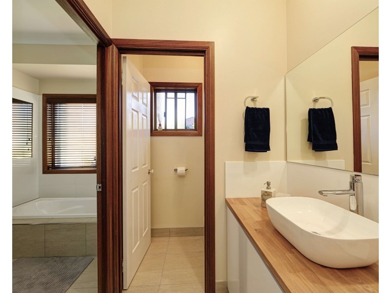 2 Bellwood Lane, Millbank QLD 4670