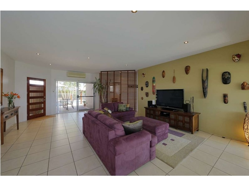 91 Fairway Dr, Bargara QLD 4670