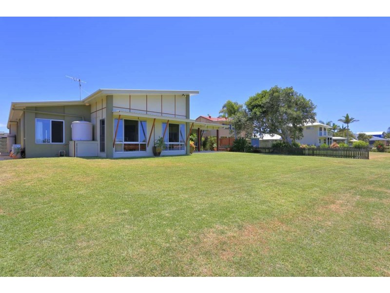 91 Fairway Dr, Bargara QLD 4670